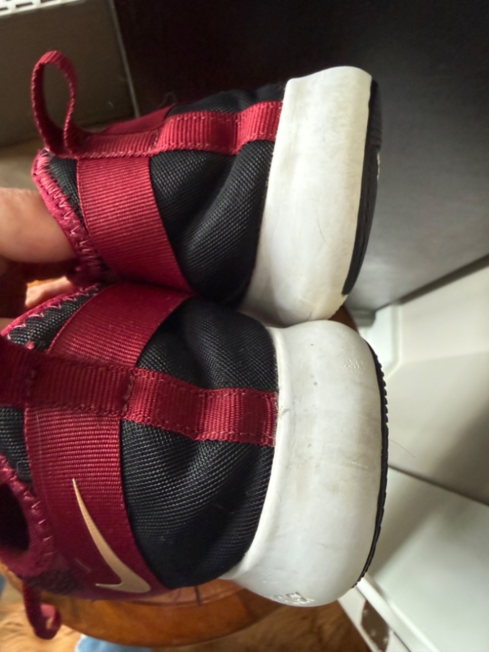 Nike Flex TR9 Women's Training Shoes Size 8 Burgundy Rose Gold Athletic Sneakers - Picture 4 of 8